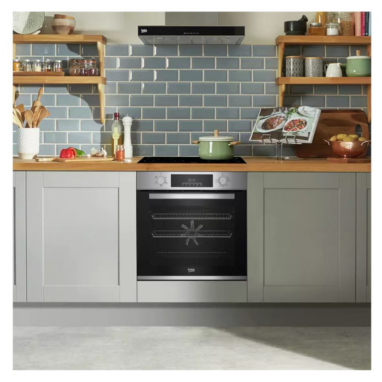 Beko BBAIF22300X 66L Electric Builtin Single Oven Stainless Steel